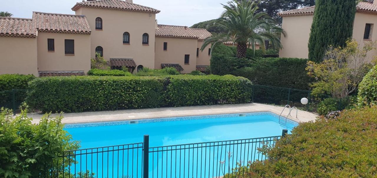 Cosy Studio Just A Stone'S Throw From The Beach Leilighet Sainte-Maxime Eksteriør bilde