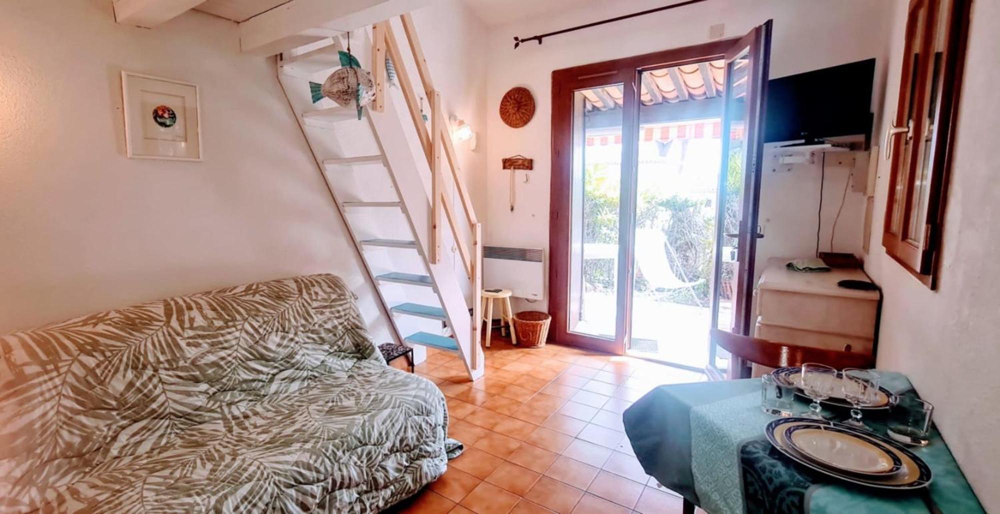 Cosy Studio Just A Stone'S Throw From The Beach Leilighet Sainte-Maxime Eksteriør bilde